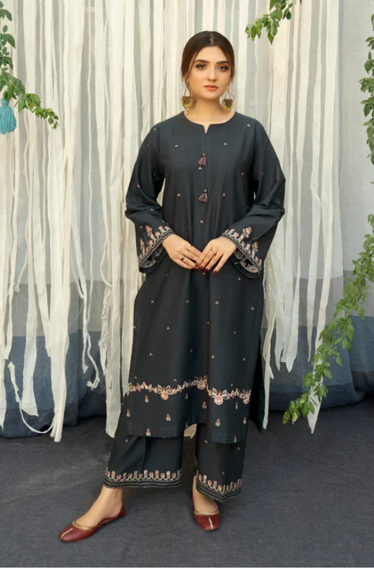 Embroidered Dhanak Unstitched 3PC Set | RF1131