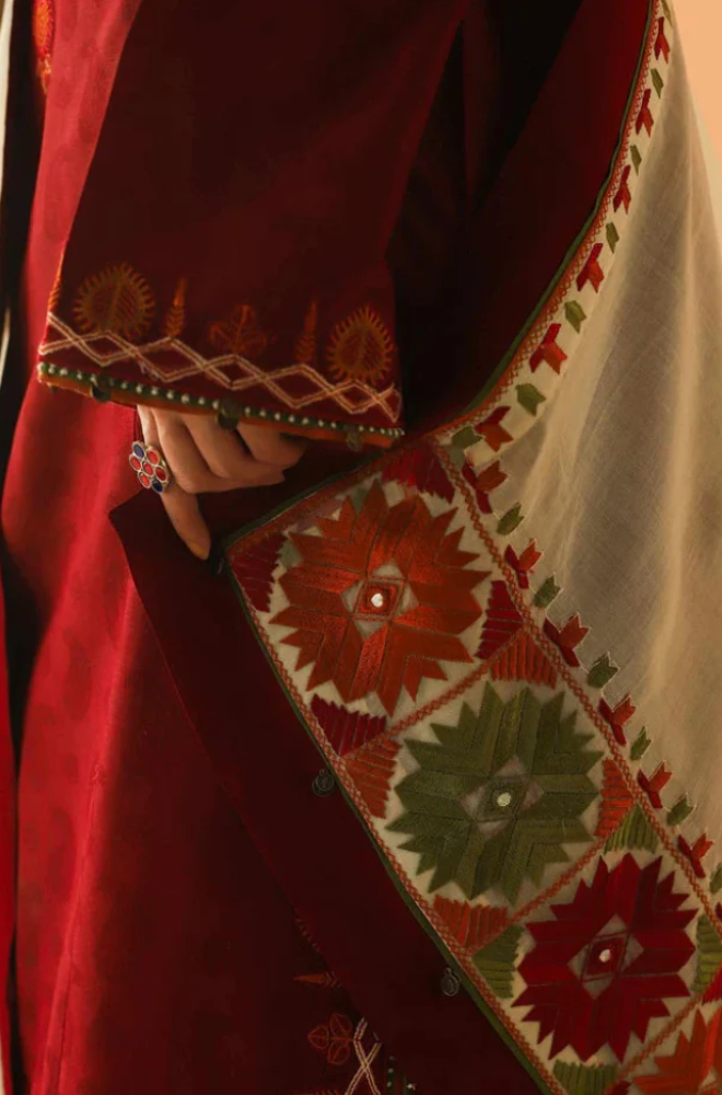 Embroidered Dhanak Unstitched 3PC Set | FS3044