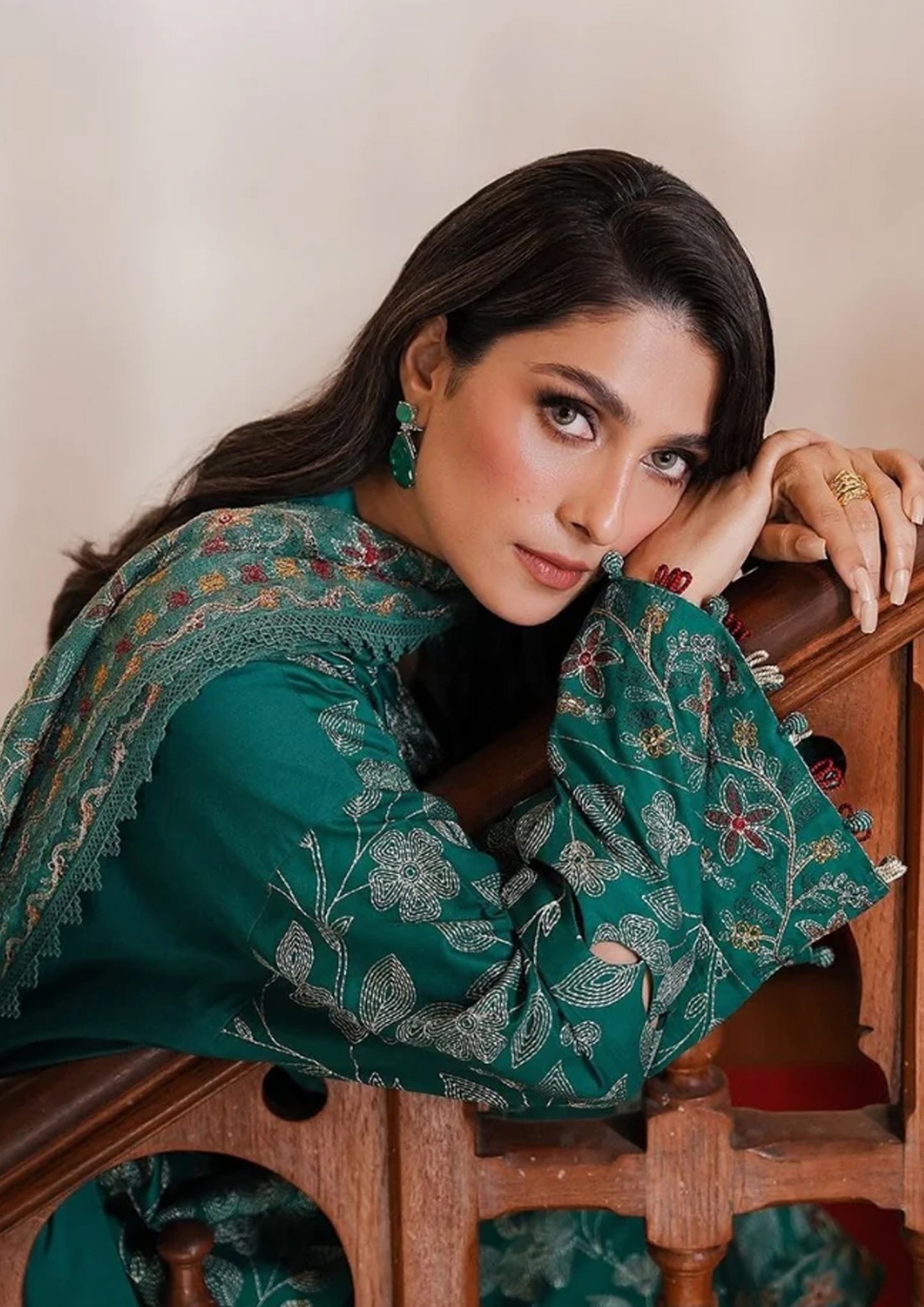 Embroidered Dhanak Unstitched 3PC Set | RF1185