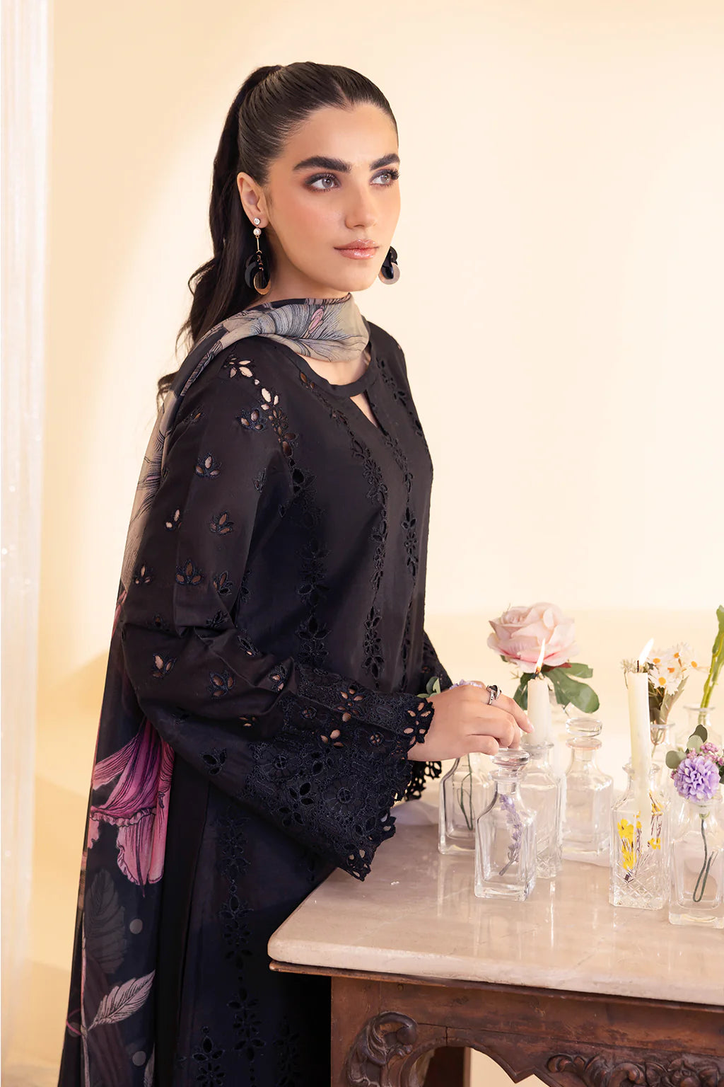 Embroidered Lawn Unstitched 3PC Set | MM1260