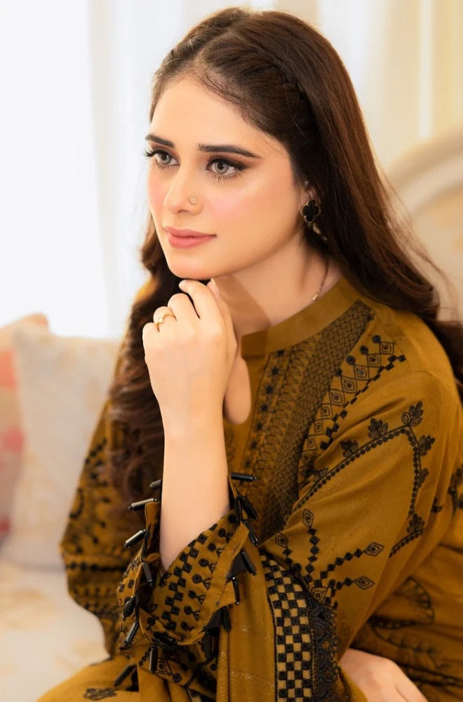 Embroidered Lawn Unstitched 3PC Set | RF1317