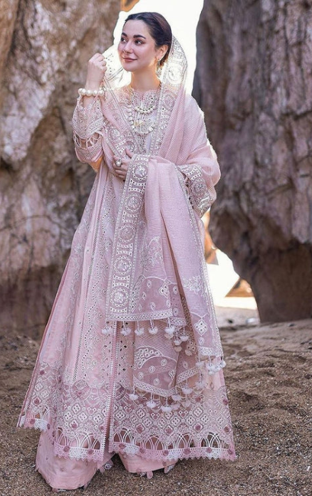Embroidered Lawn Unstitched 3PC Set | RF1037