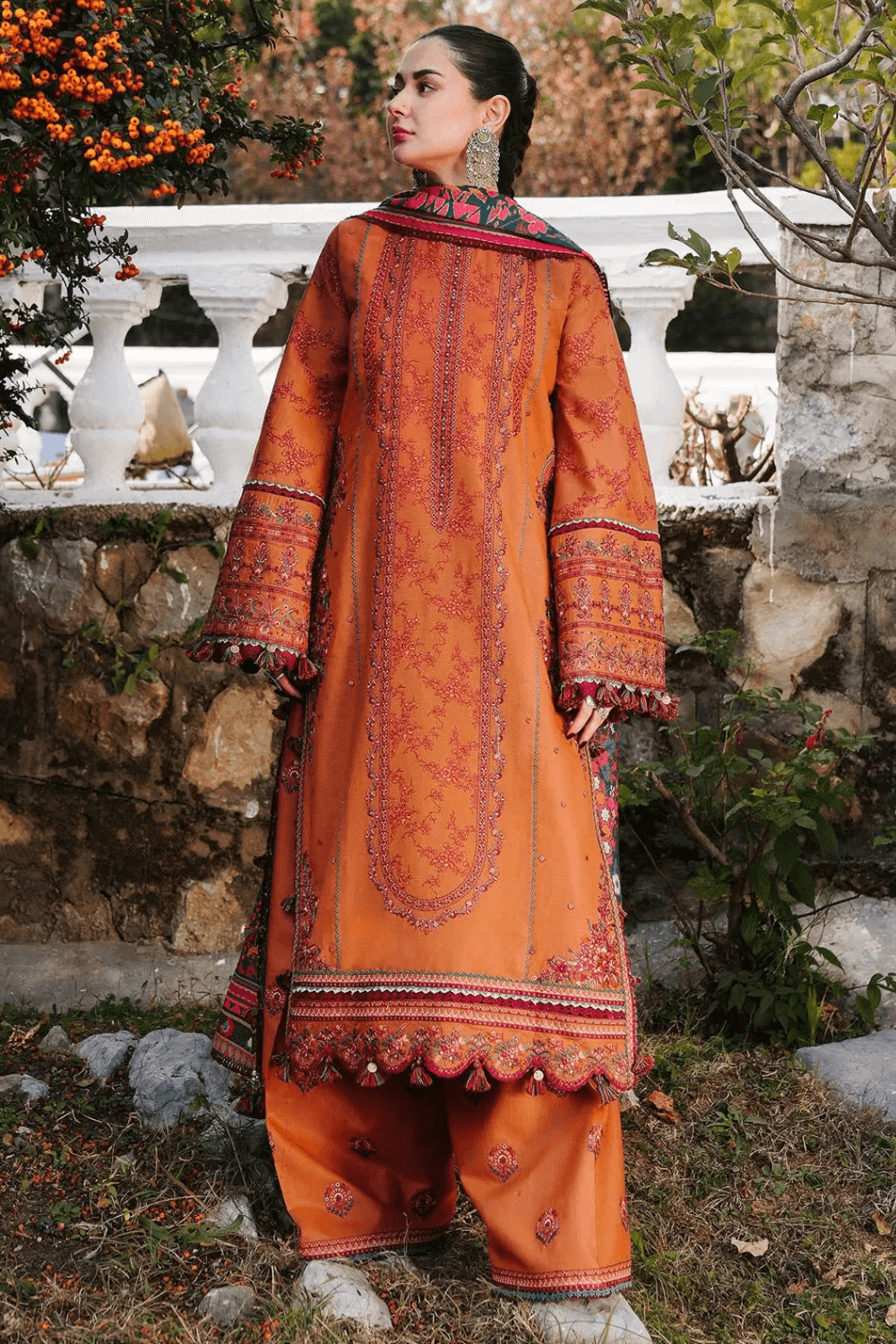 Embroidered Dhanak Unstitched 3PC Set | FS3073