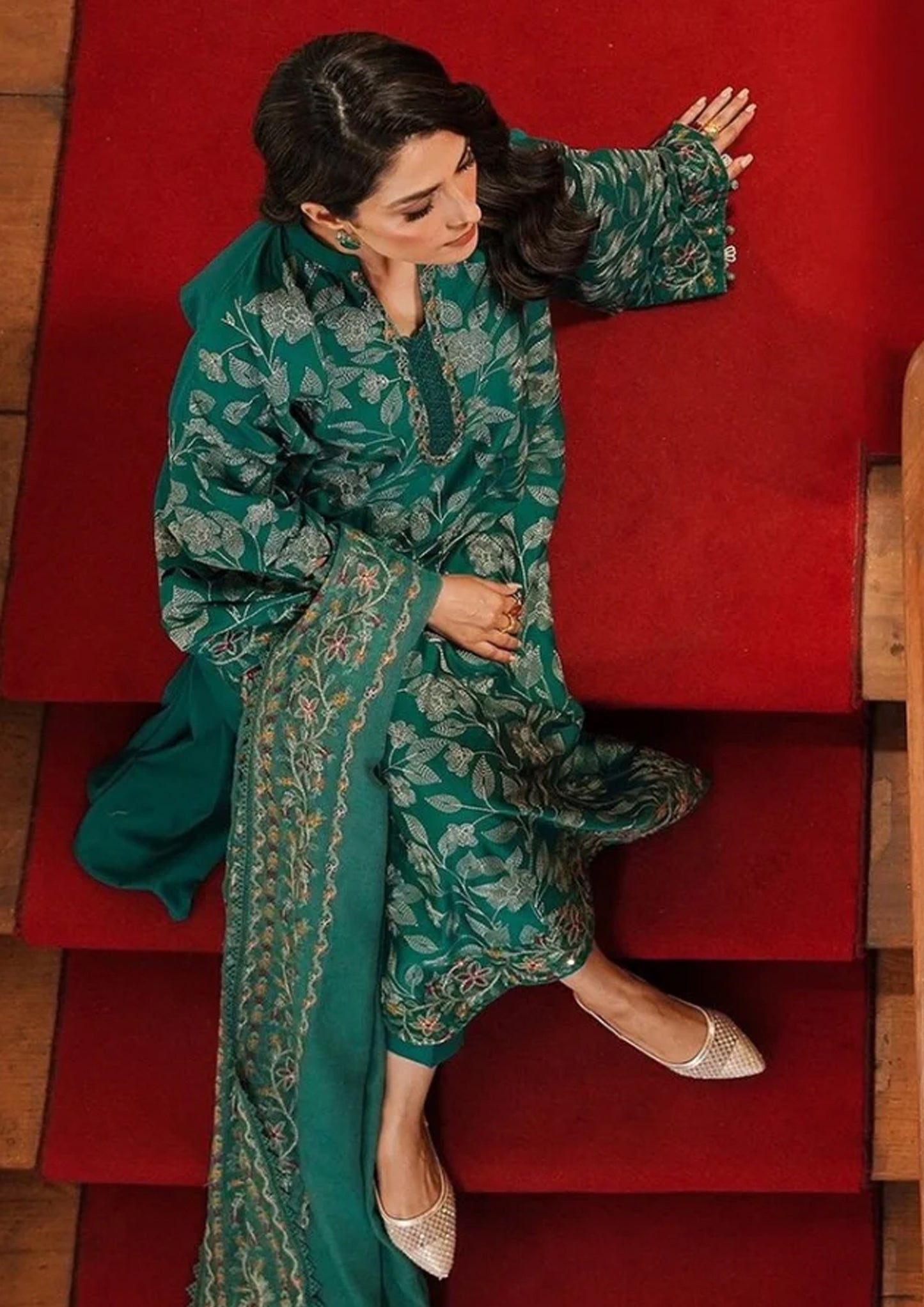 Embroidered Dhanak Unstitched 3PC Set | RF1185