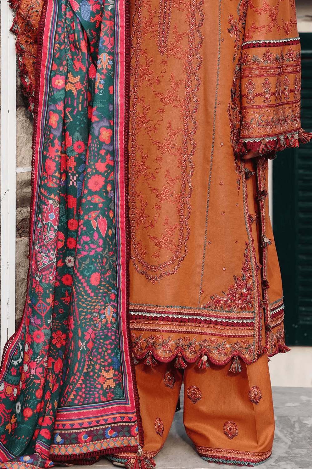 Embroidered Dhanak Unstitched 3PC Set | FS3073