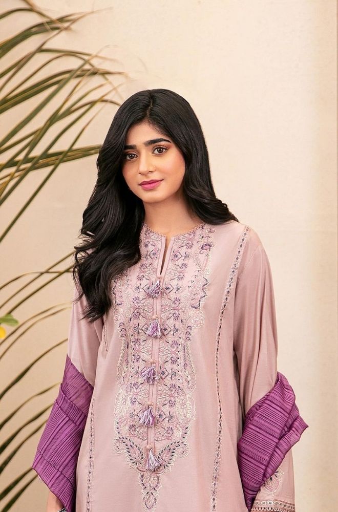 Embroidered Lawn Unstitched 3PC Set | RF1022