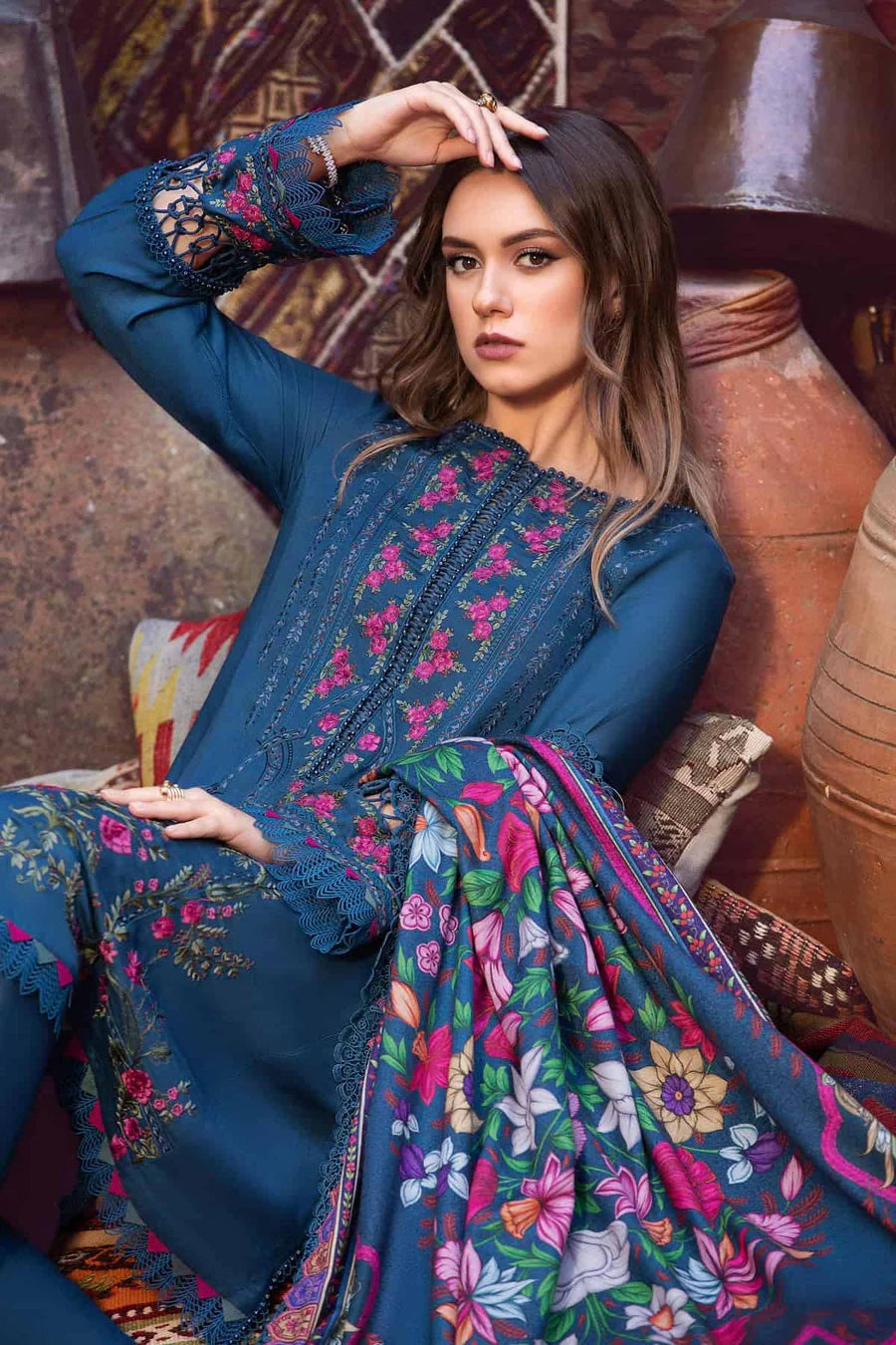 Embroidered Dhanak Unstitched 3PC Set | FS3030