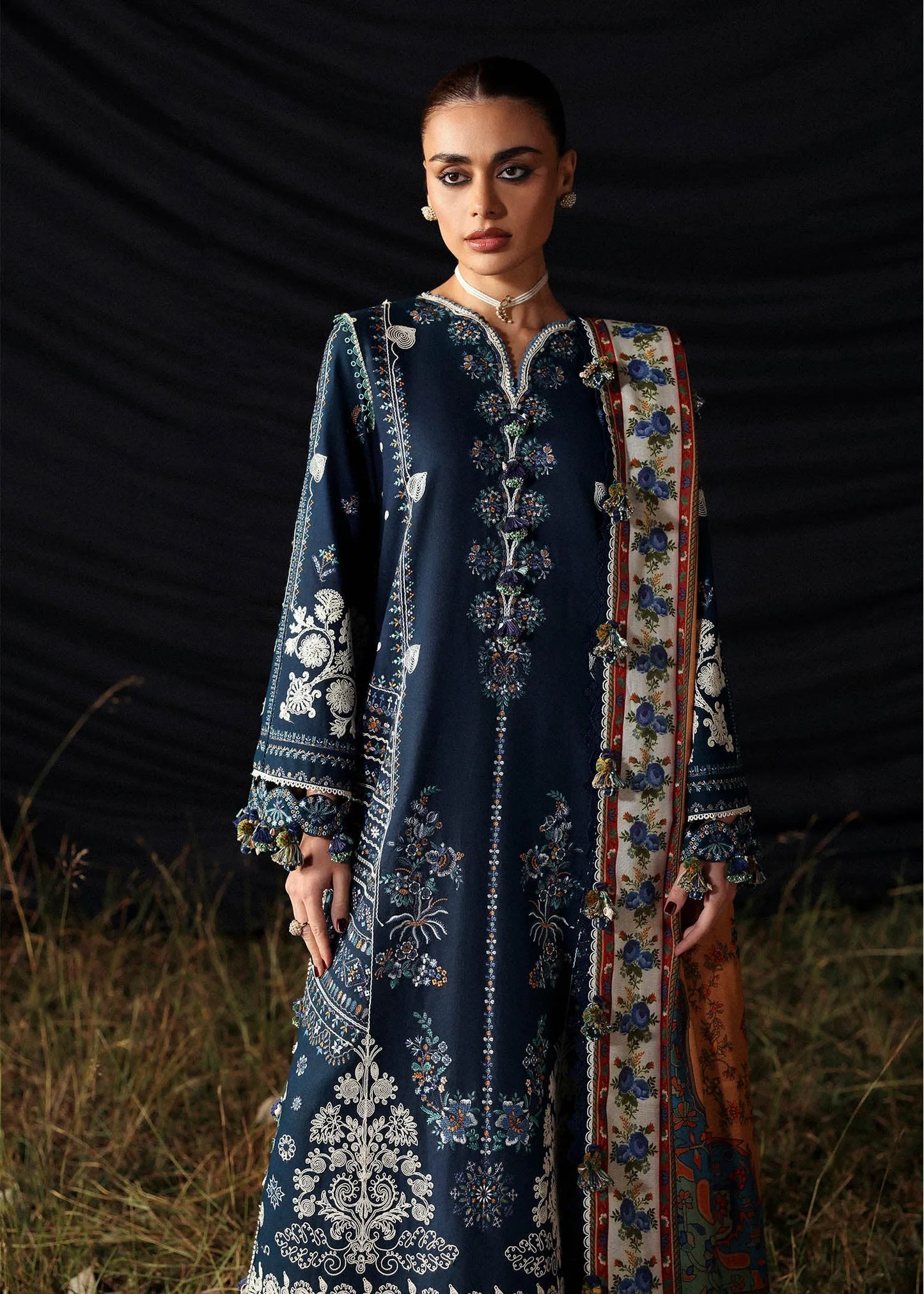 Embroidered Lawn Unstitched 3PC Set | FS7075