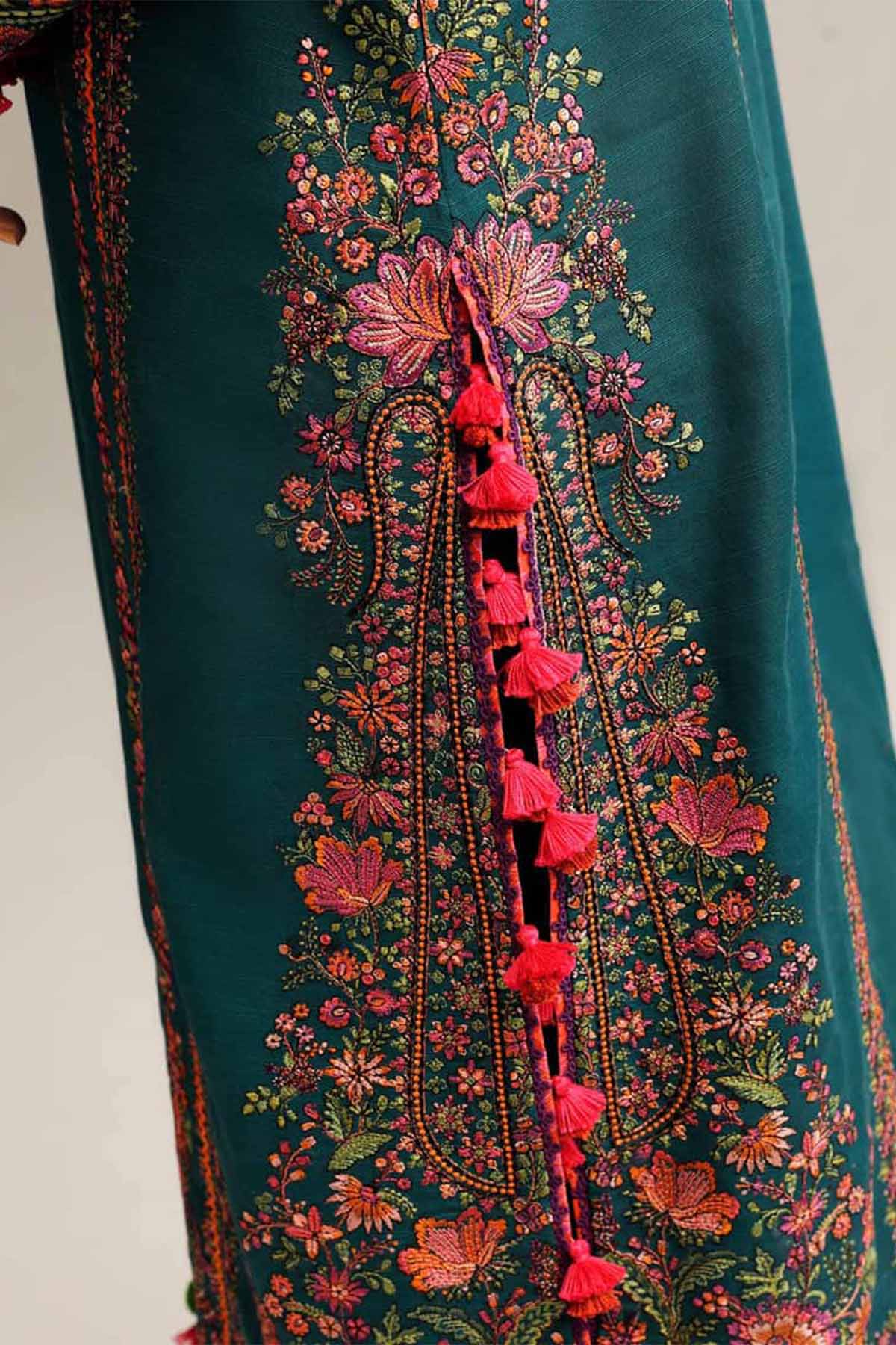 Embroidered Dhanak Unstitched 3PC Set | FS3068