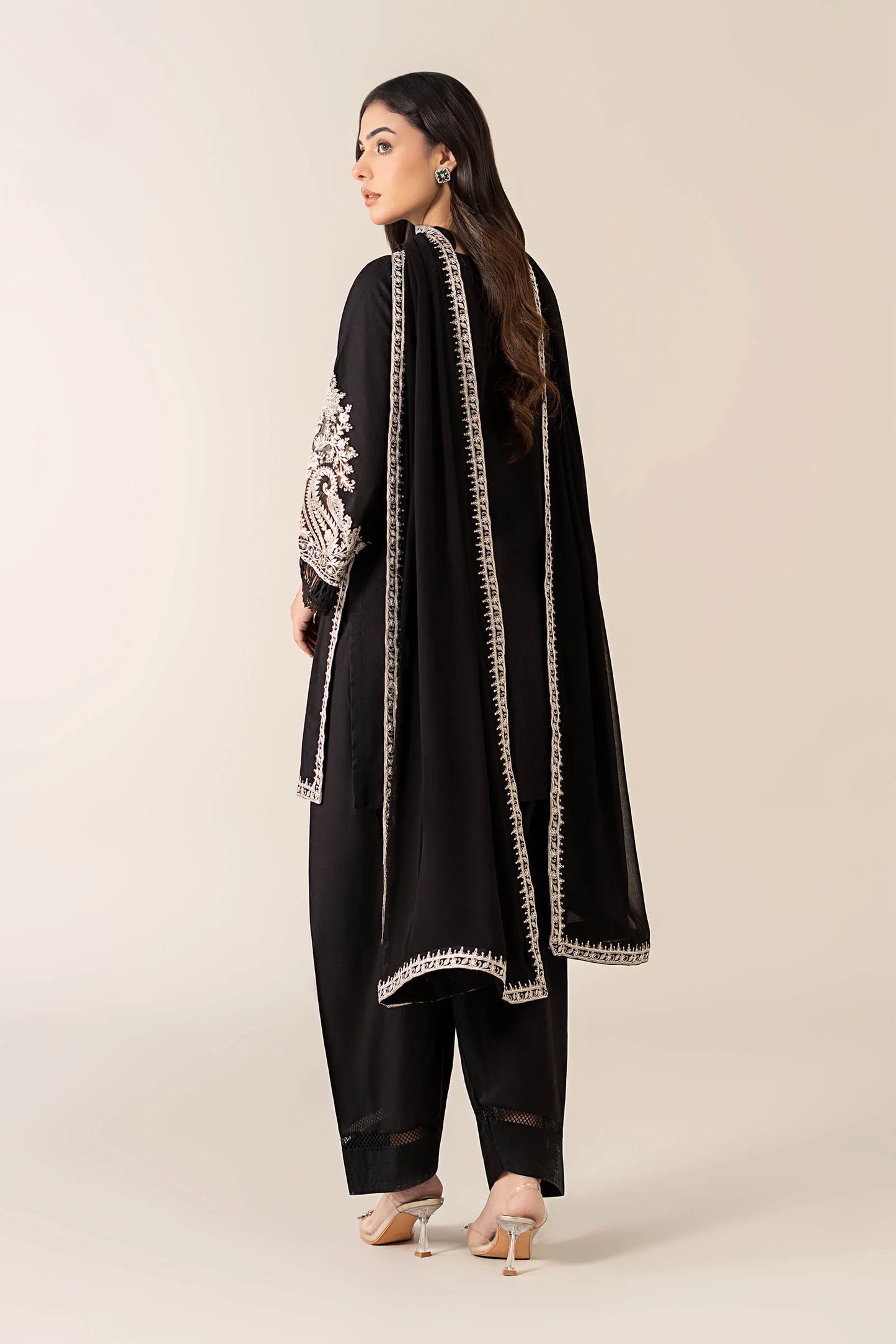 Embroidered Dhanak Unstitched 3PC Set | FS3064