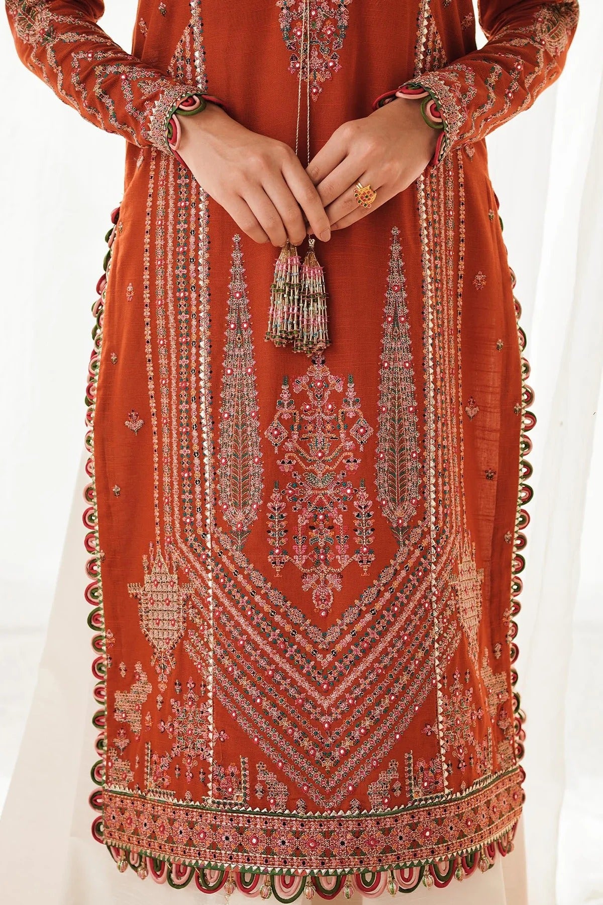 Embroidered Dhanak Unstitched 3PC Set | FS3051