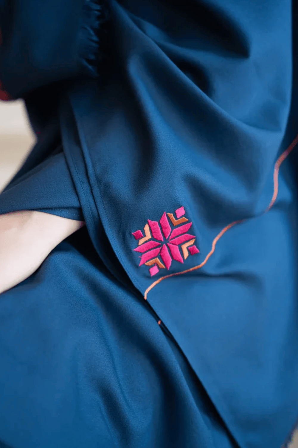 Embroidered Khaddar Unstitched 3PC Set | FS3084