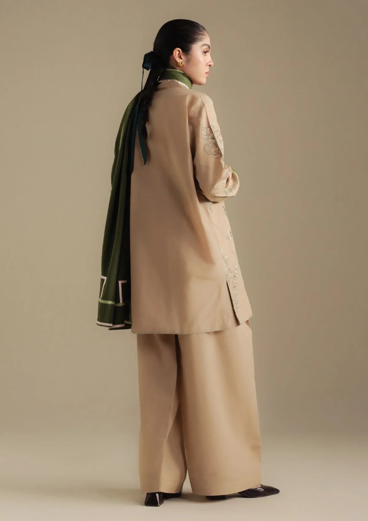 Embroidered Dhanak Unstitched 3PC Set | FS3112