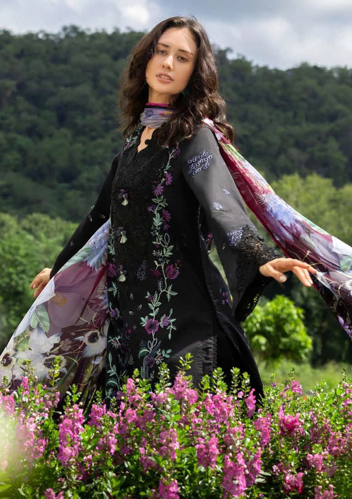Embroidered Lawn Unstitched 3PC Set | RJ7112