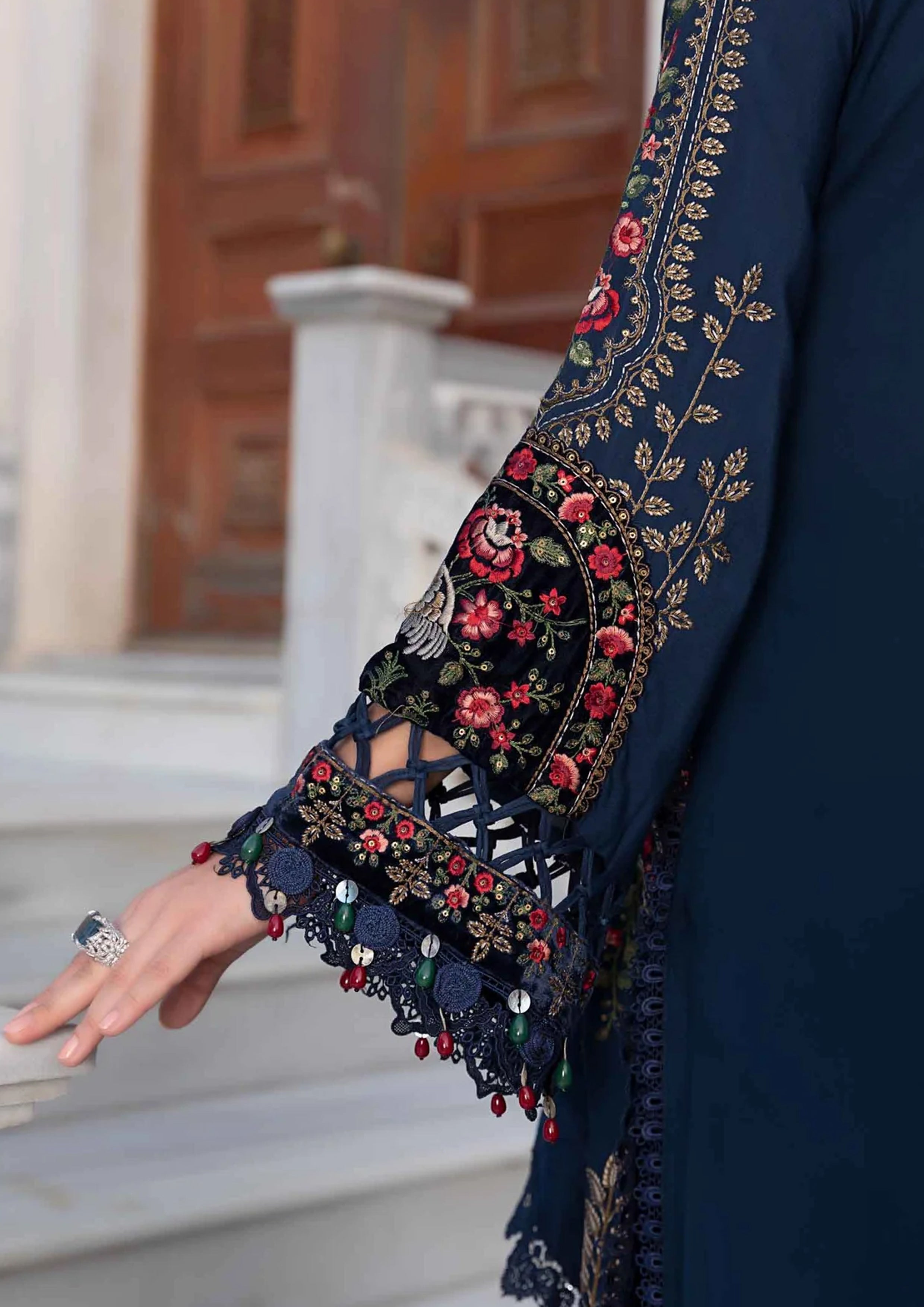 Embroidered Dhanak Unstitched 3PC Set | RJ6024