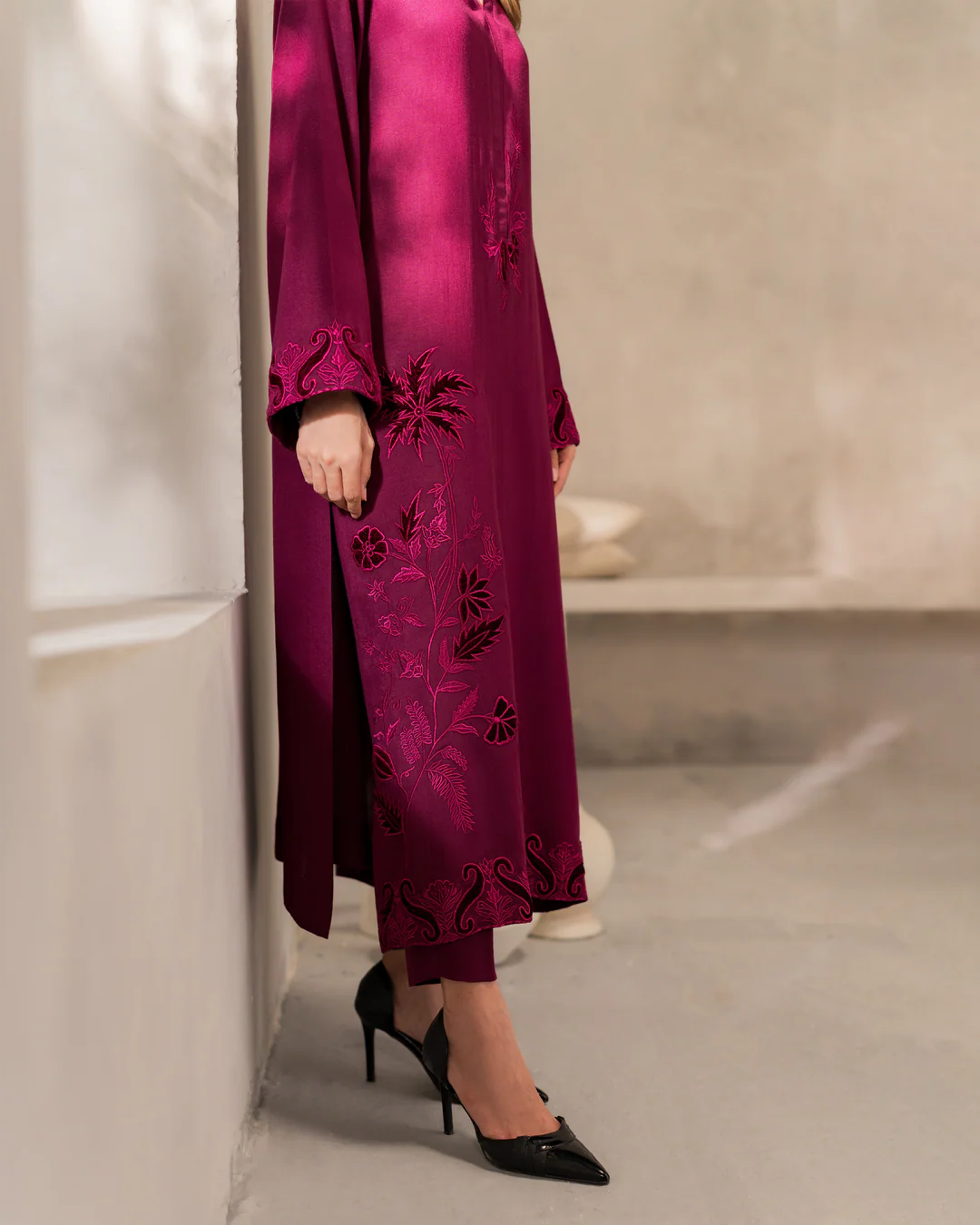 Embroidered Lawn Unstitched 3PC Set | FS7099