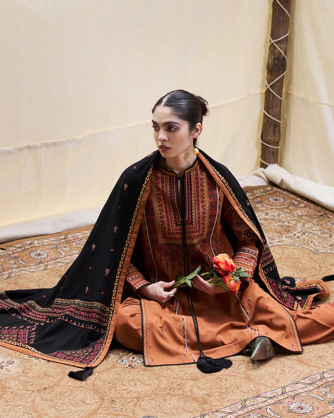 Embroidered Dhanak Unstitched 3PC Set | FS3113