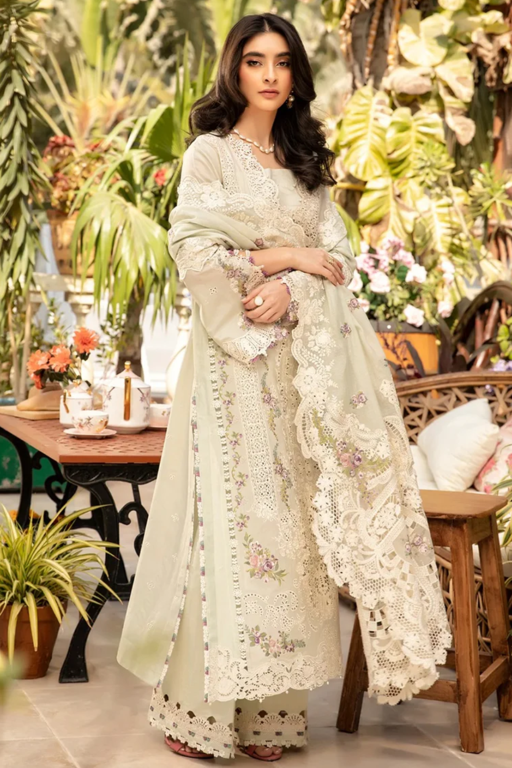 Embroidered Dhanak Unstitched 3PC Set | FS3136