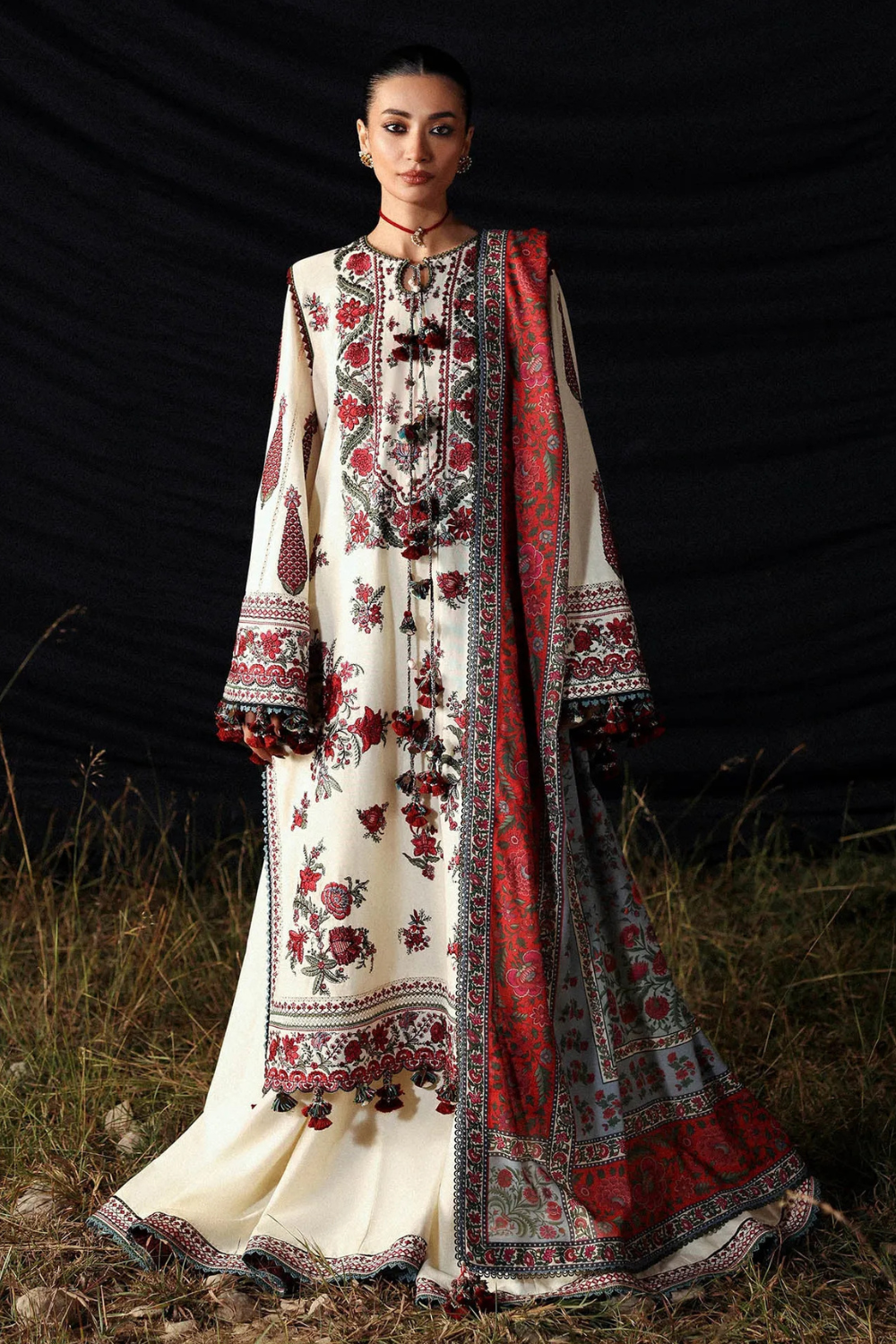 Embroidered Lawn Unstitched 3PC Set | FS7074