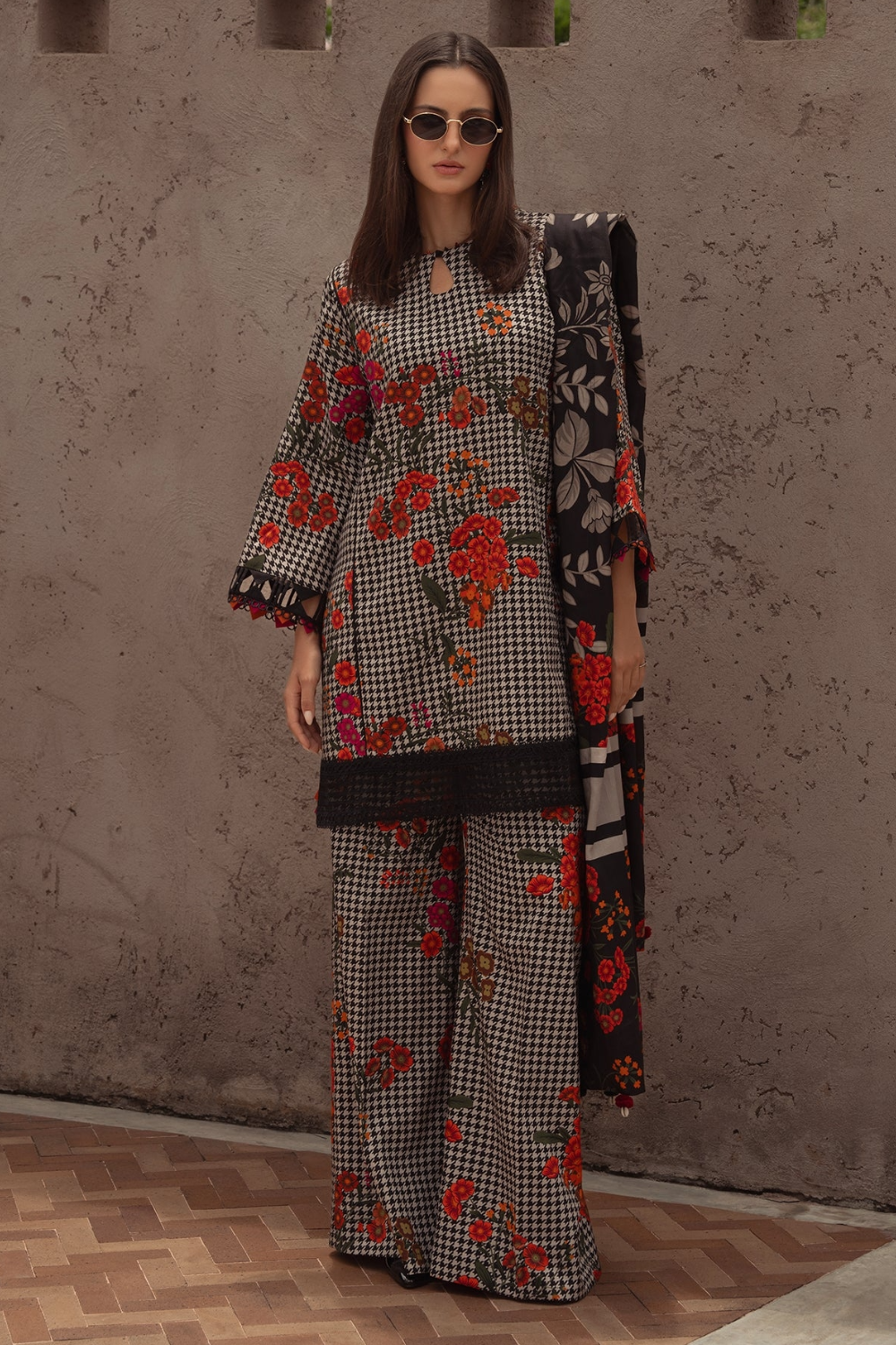 Digital Printed Khaddar Unstitched 3PC Set | RJ6074