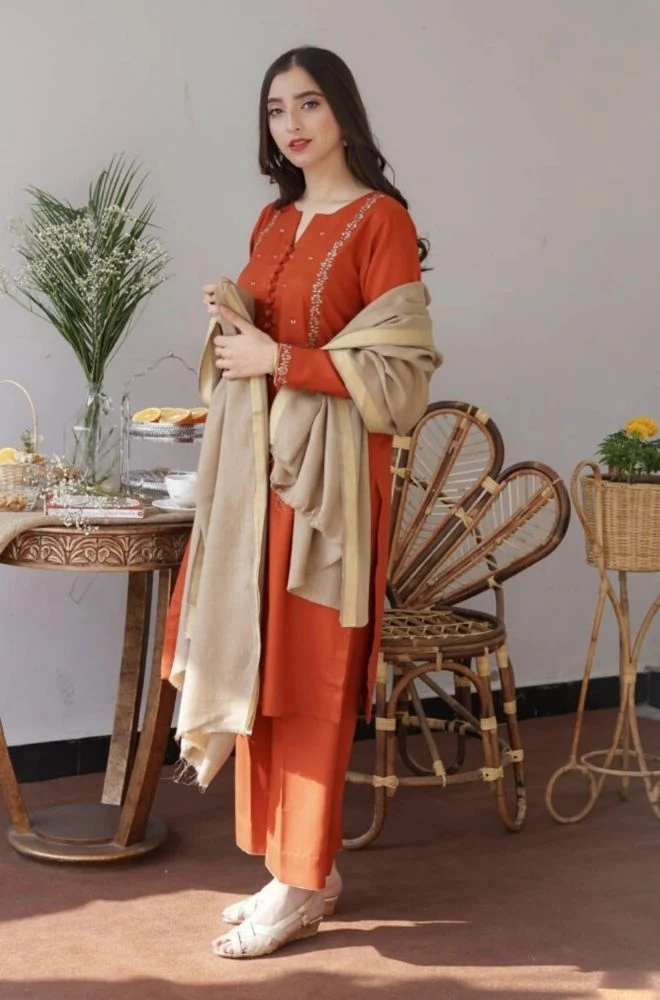 Embroidered Dhanak Unstitched 3PC Set | FS3018