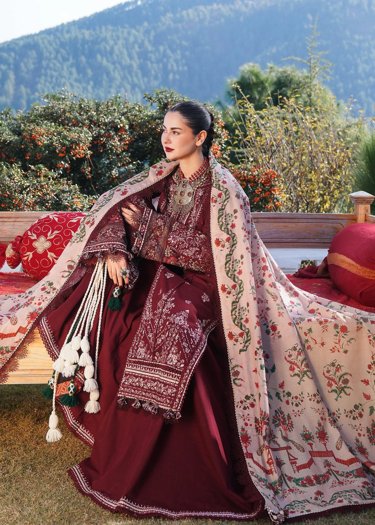 Embroidered Dhanak Unstitched 3PC Set | FS3080