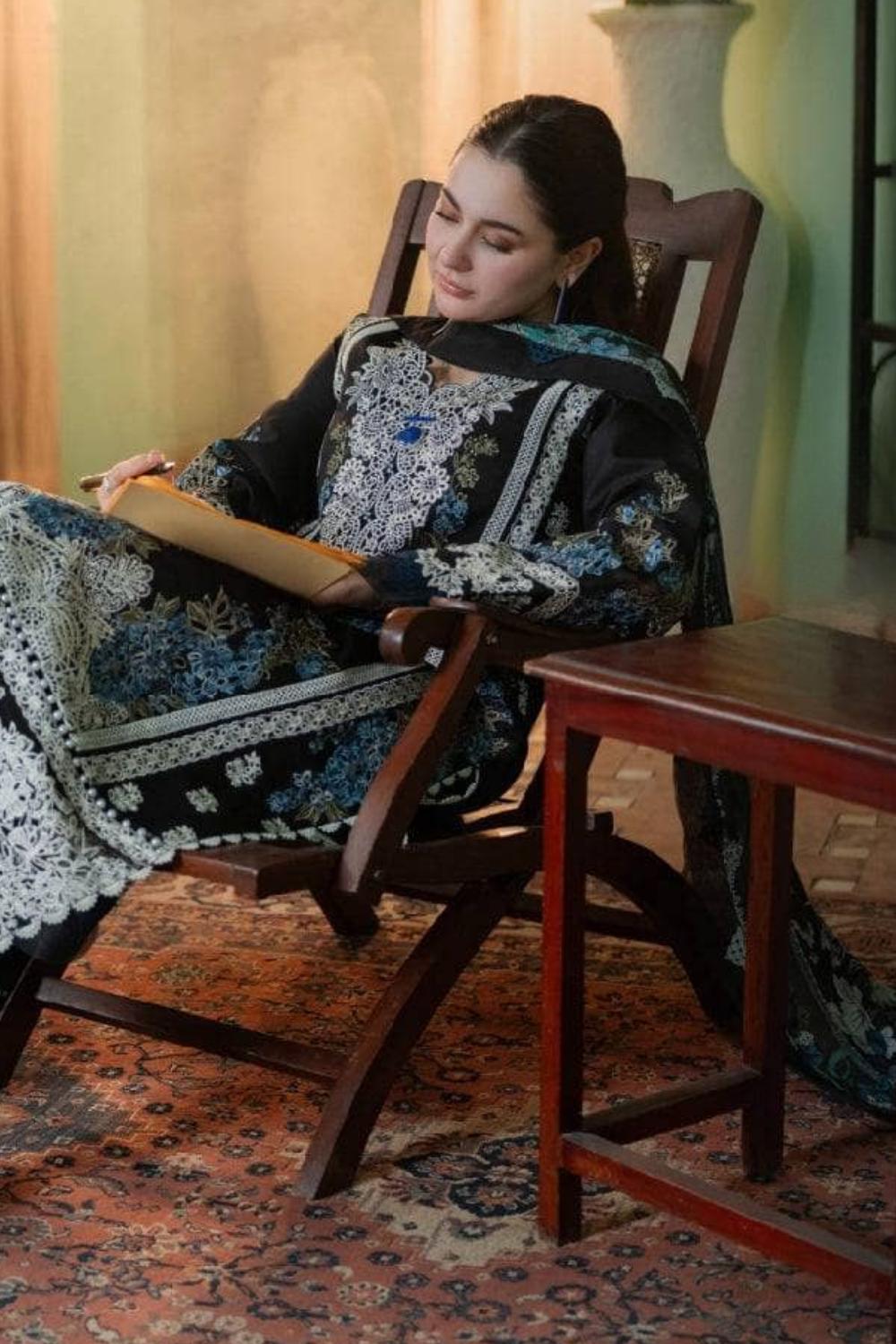 Embroidered Dhanak Unstitched 3PC Set | FS3091