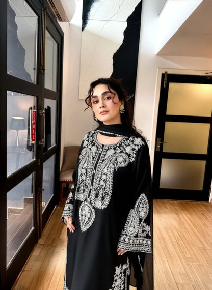Embroidered Lawn Unstitched 3PC Set | FS7098