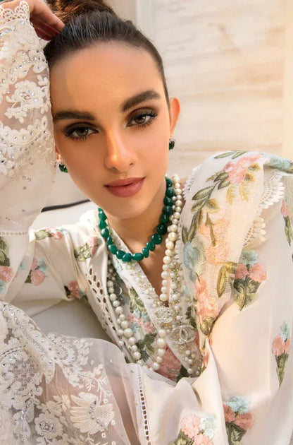 Embroidered Lawn Unstitched 3PC Set | FS7053