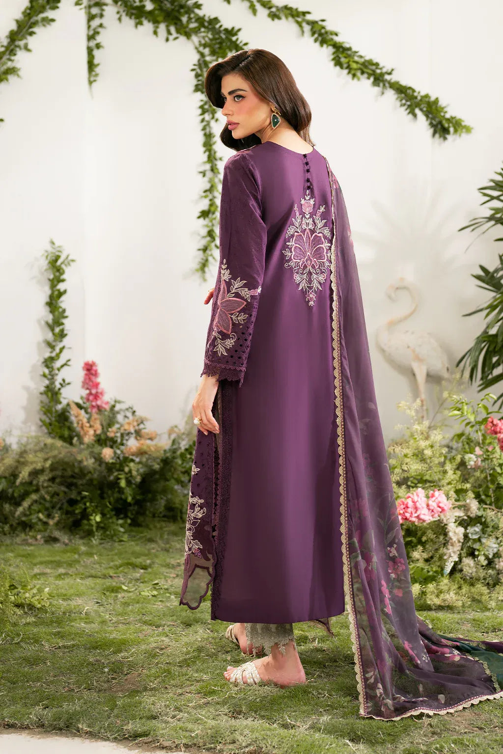 Embroidered Lawn Unstitched 3PC Set | FS7085