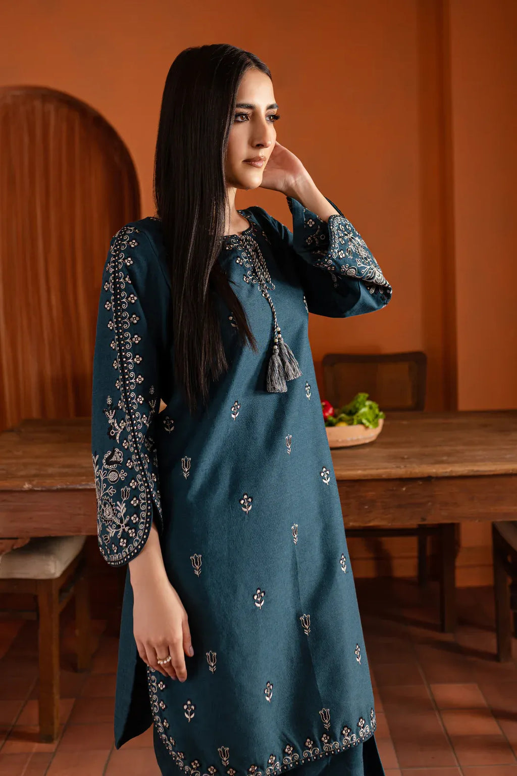 Embroidered Lawn Unstitched 2PC Set | FS7044