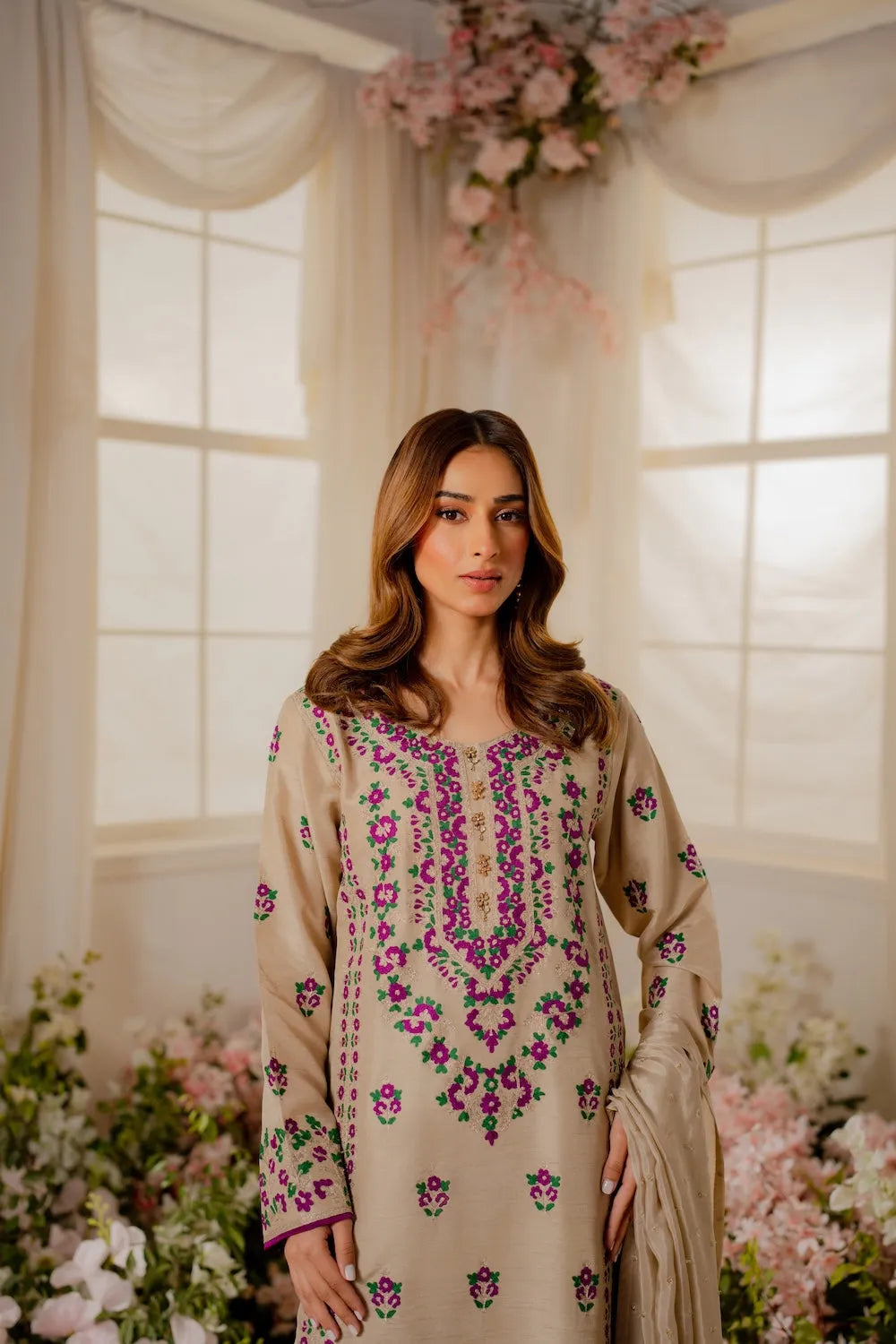 Embroidered Lawn Unstitched 3PC Set | FS7096