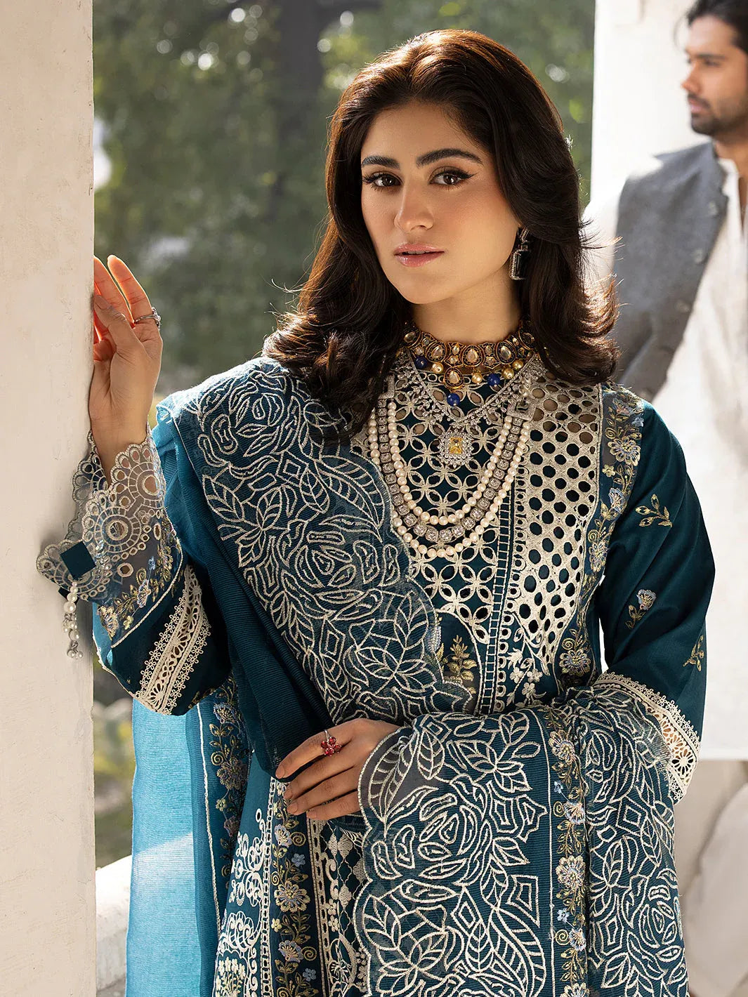 Embroidered Lawn Unstitched 3PC Set | FS7036