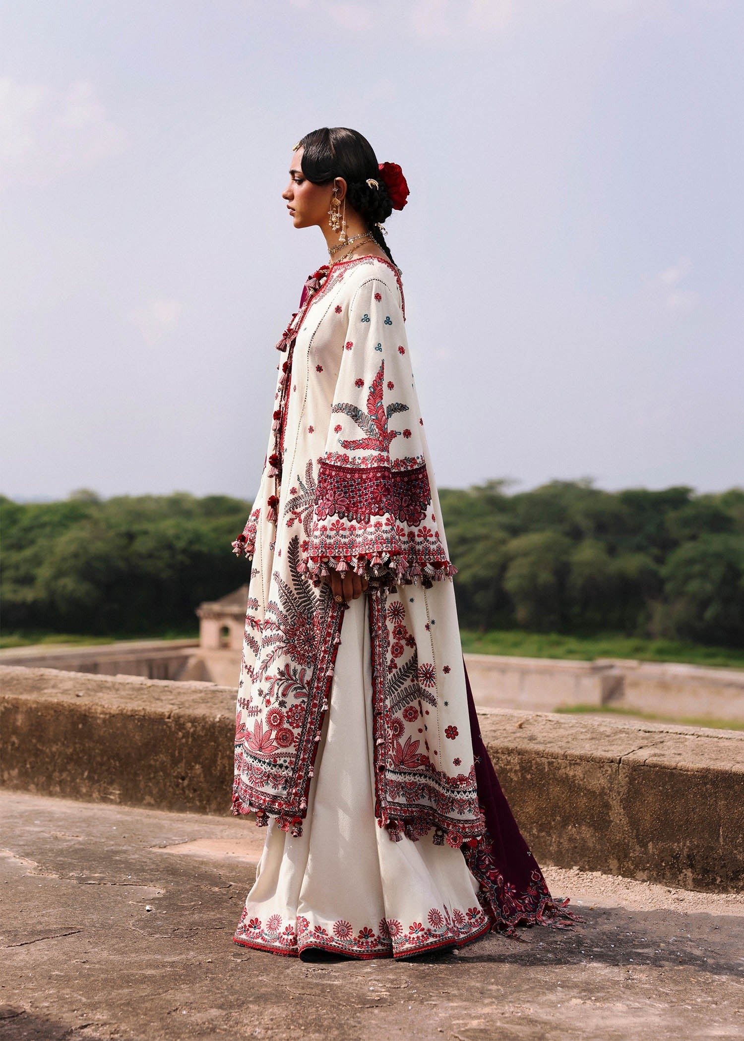 Embroidered Dhanak Unstitched 3PC Set | FS3128