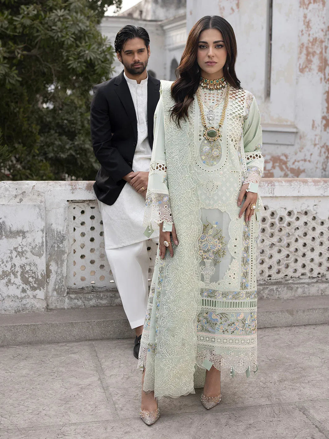 Embroidered Lawn Unstitched 3PC Set | FS7049