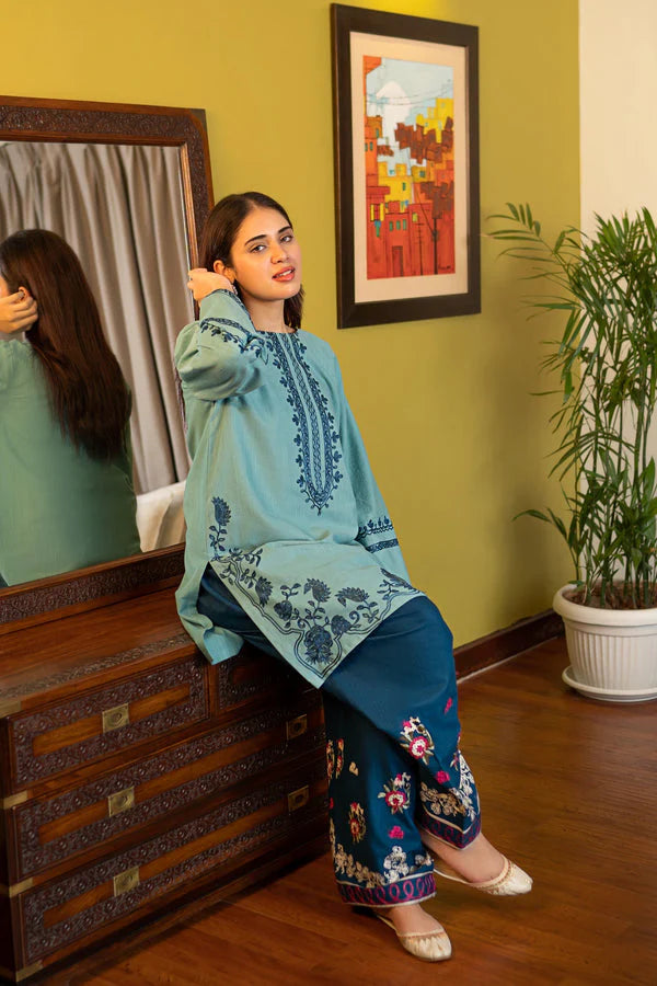 Embroidered Lawn Unstitched 2PC Set | RJ7122